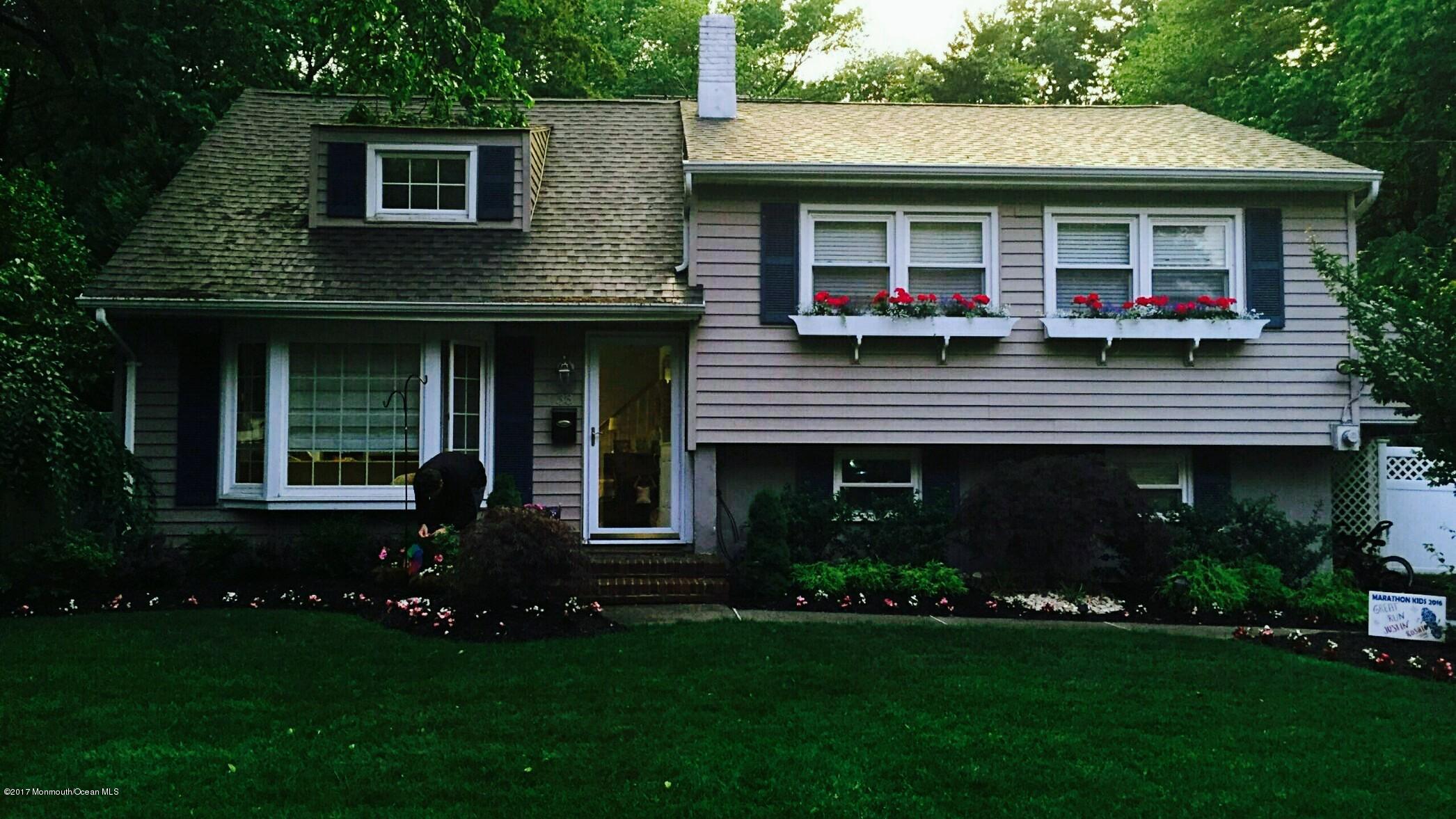 33 Woods End Road Middletown, NJ 07748 - Photo 1 of 23 Front