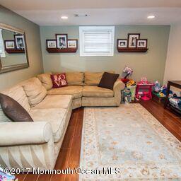 33 Woods End Road Middletown, NJ 07748 - Photo 17 of 23 Family Room