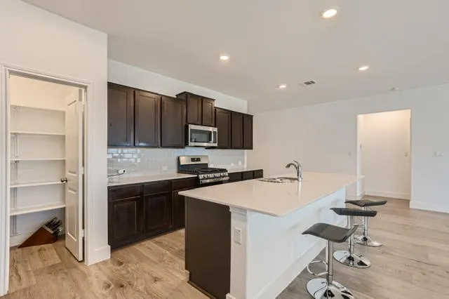 $444,900 | 1025 Bluewood Bend, Leander, TX 78641