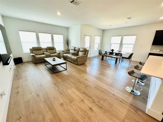 $444,900 | 1025 Bluewood Bend, Leander, TX 78641