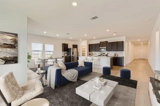 $444,900 | 1025 Bluewood Bend, Leander, TX 78641