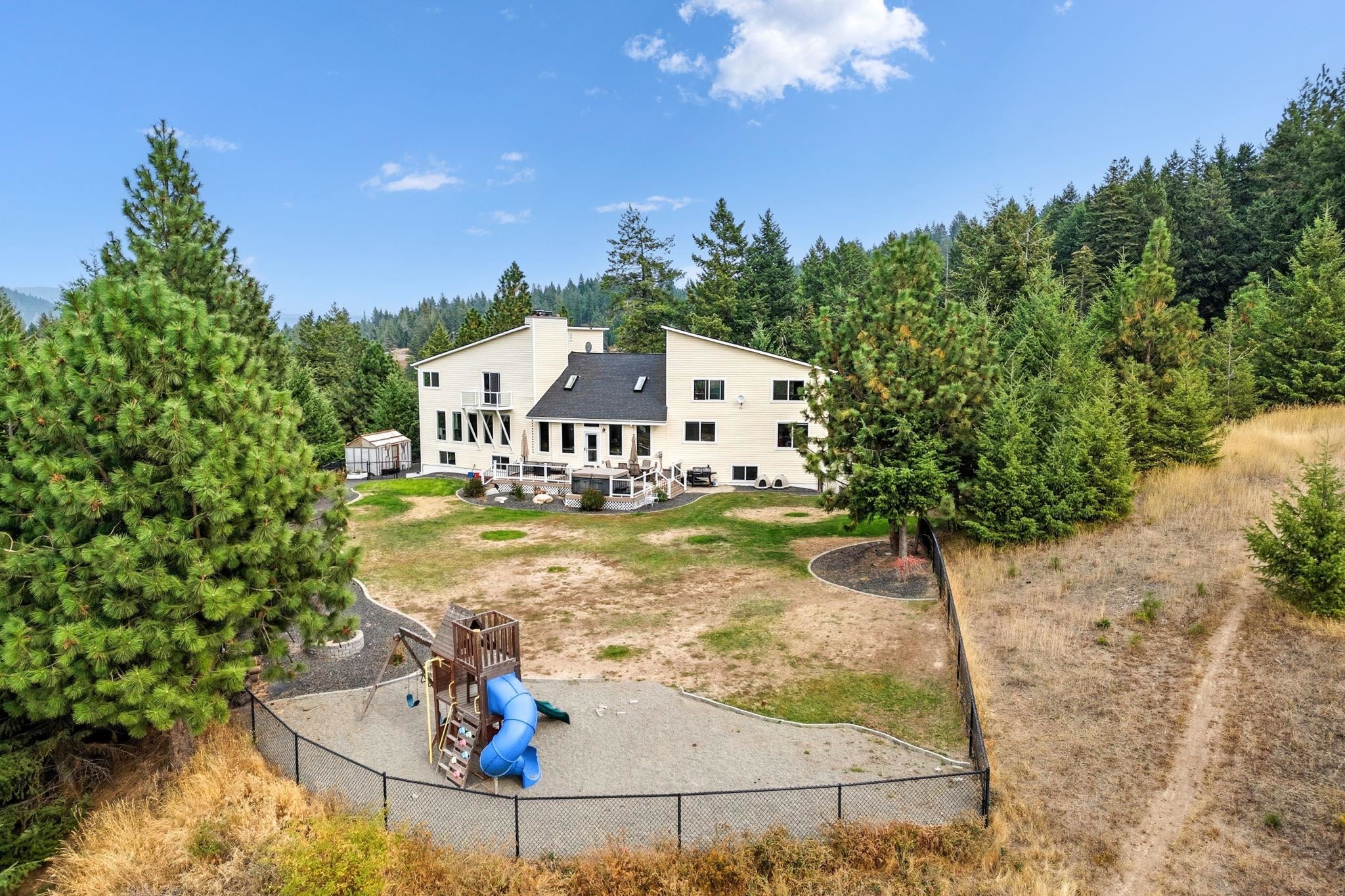 17210 Foothills Road Spokane, WA 99217 - Photo 45 of 50