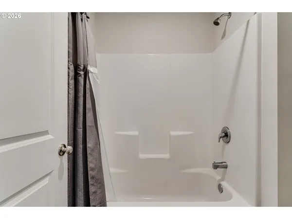 $525,000 | 2932 V Street, Springfield, OR 97477