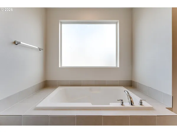 $525,000 | 2932 V Street, Springfield, OR 97477