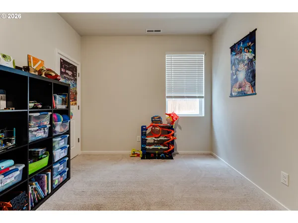 $525,000 | 2932 V Street, Springfield, OR 97477