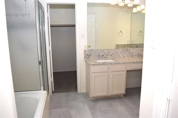 $2,650 | 4840 Park Brook Drive, Fort Worth, TX 76137
