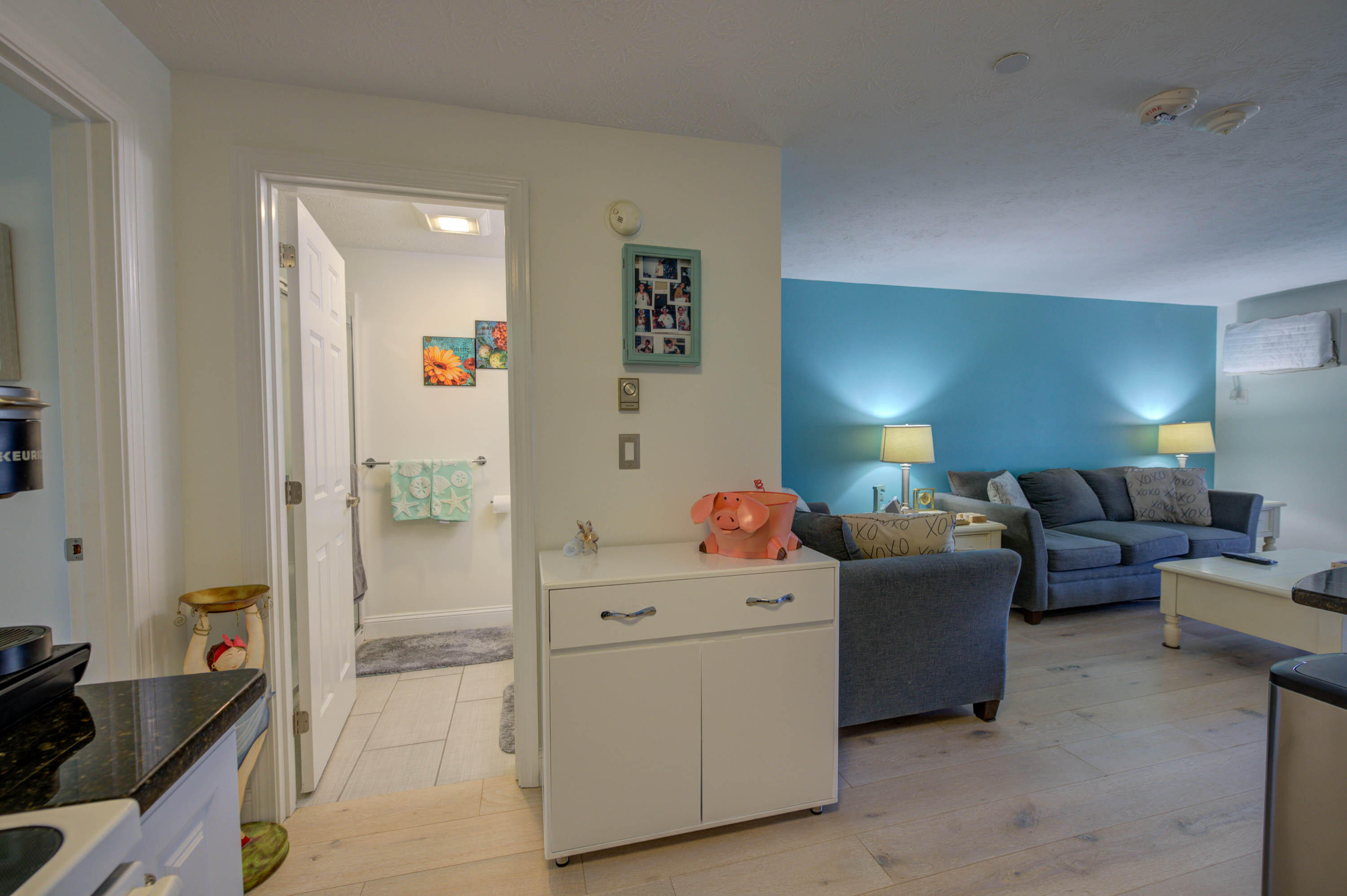 444 Main Street, Unit 104 Ogunquit, ME 03907 - Photo 8 of 17 pic-7