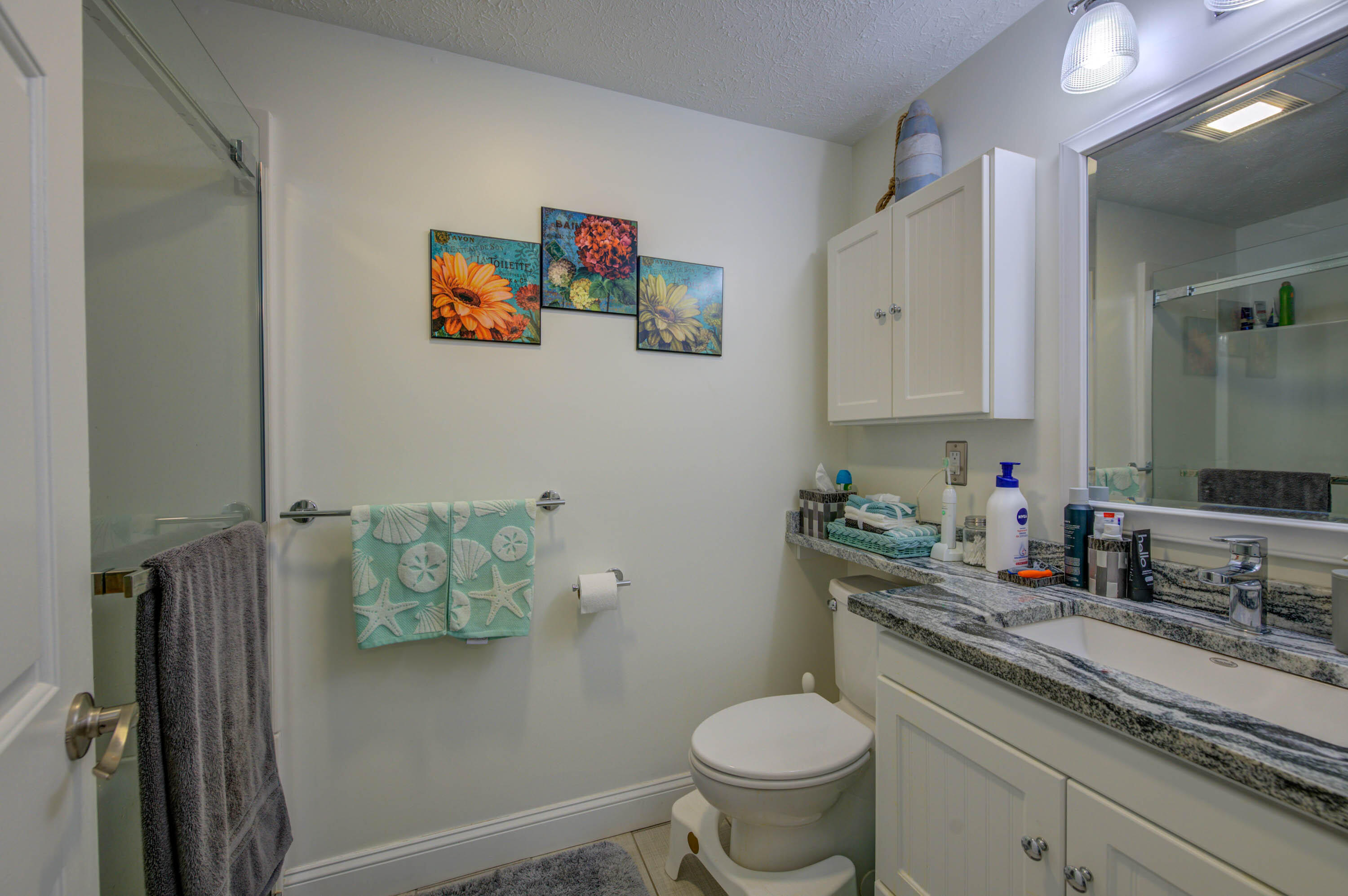 444 Main Street, Unit 104 Ogunquit, ME 03907 - Photo 9 of 17 pic-8