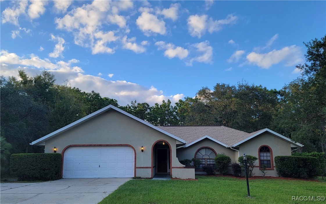 1725 East Monopoly Loop Inverness, FL 34453 - Photo 1 of 15