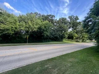 a view of a tennis court