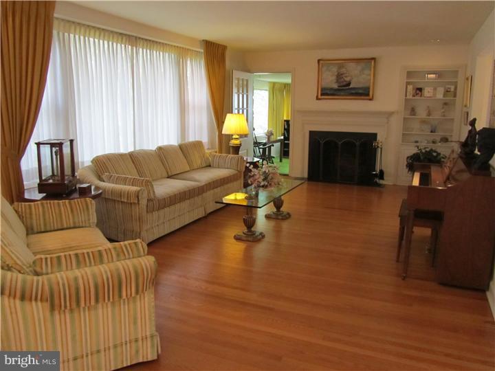 412 Williams Road Wynnewood, PA 19096 - Photo 4 of 13 Gallery Image 4