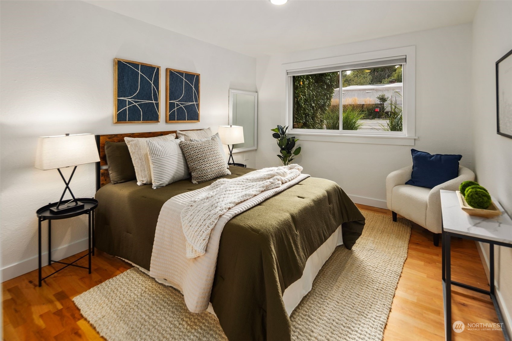 9220 Sand Point Way Northeast Seattle, WA 98115 - Photo 20 of 35 Gallery Image 20