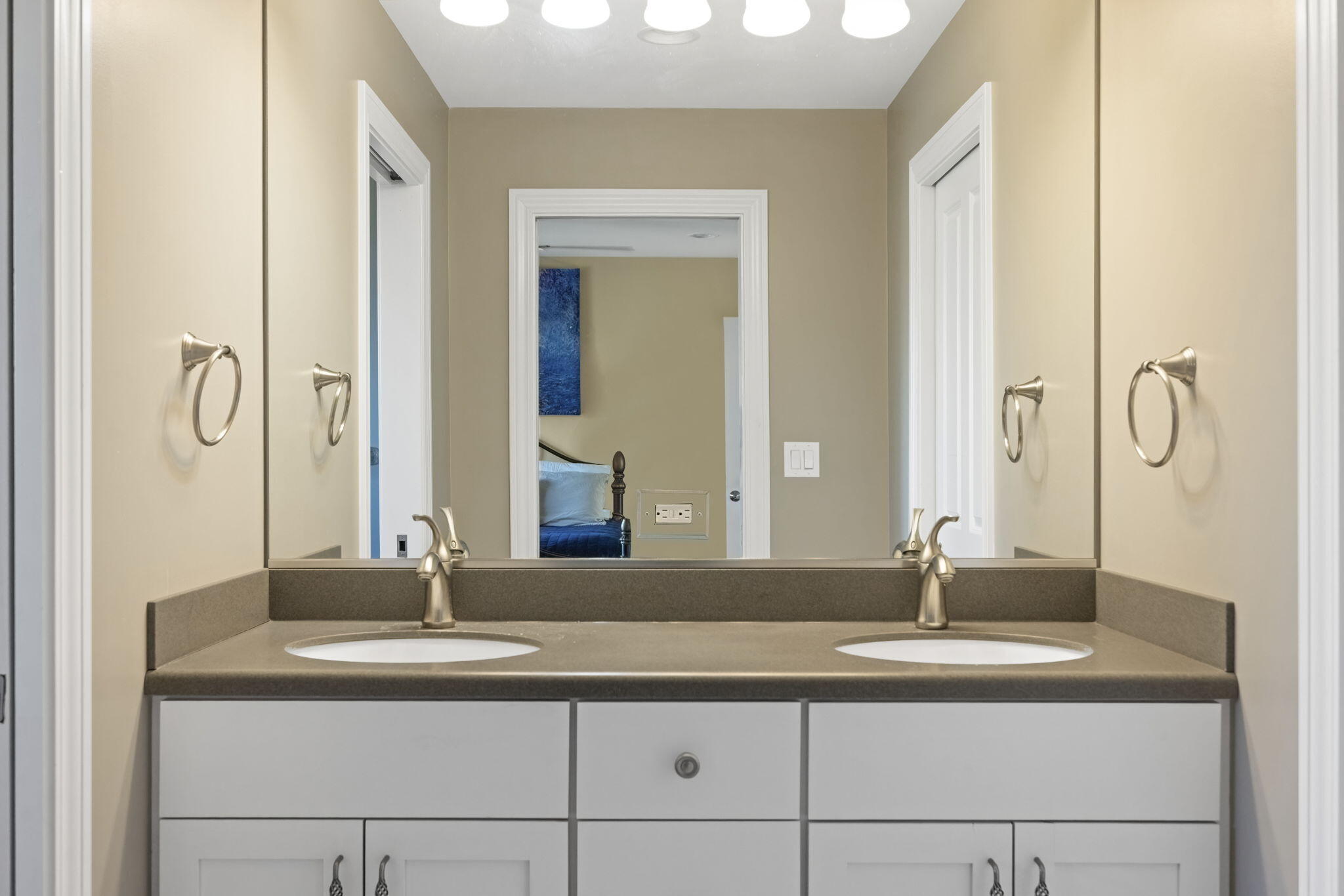21 Diamond Point Lane New Buffalo, MI 49117 - Photo 11 of 28 Primary Bath