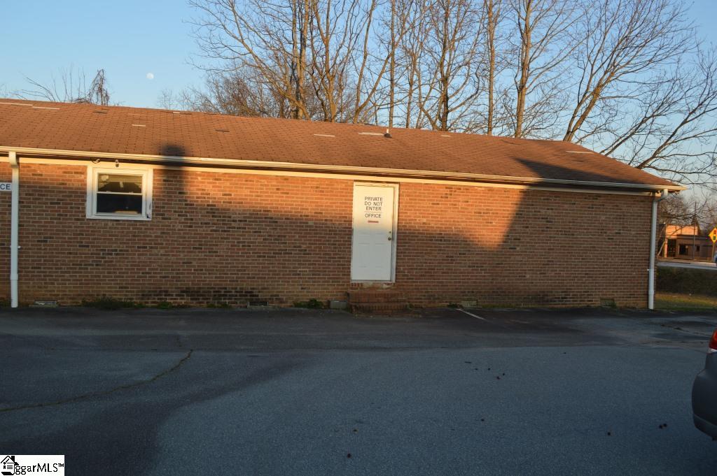 111 Neal Street Easley, SC 29642 - Photo 7 of 21 Gallery Image 7