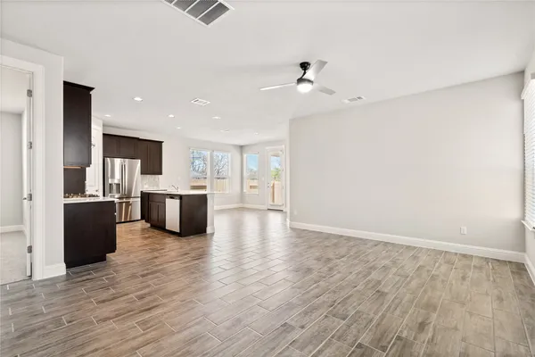 $2,650 | 221 Bent Crk Lane, Georgetown, TX 78628