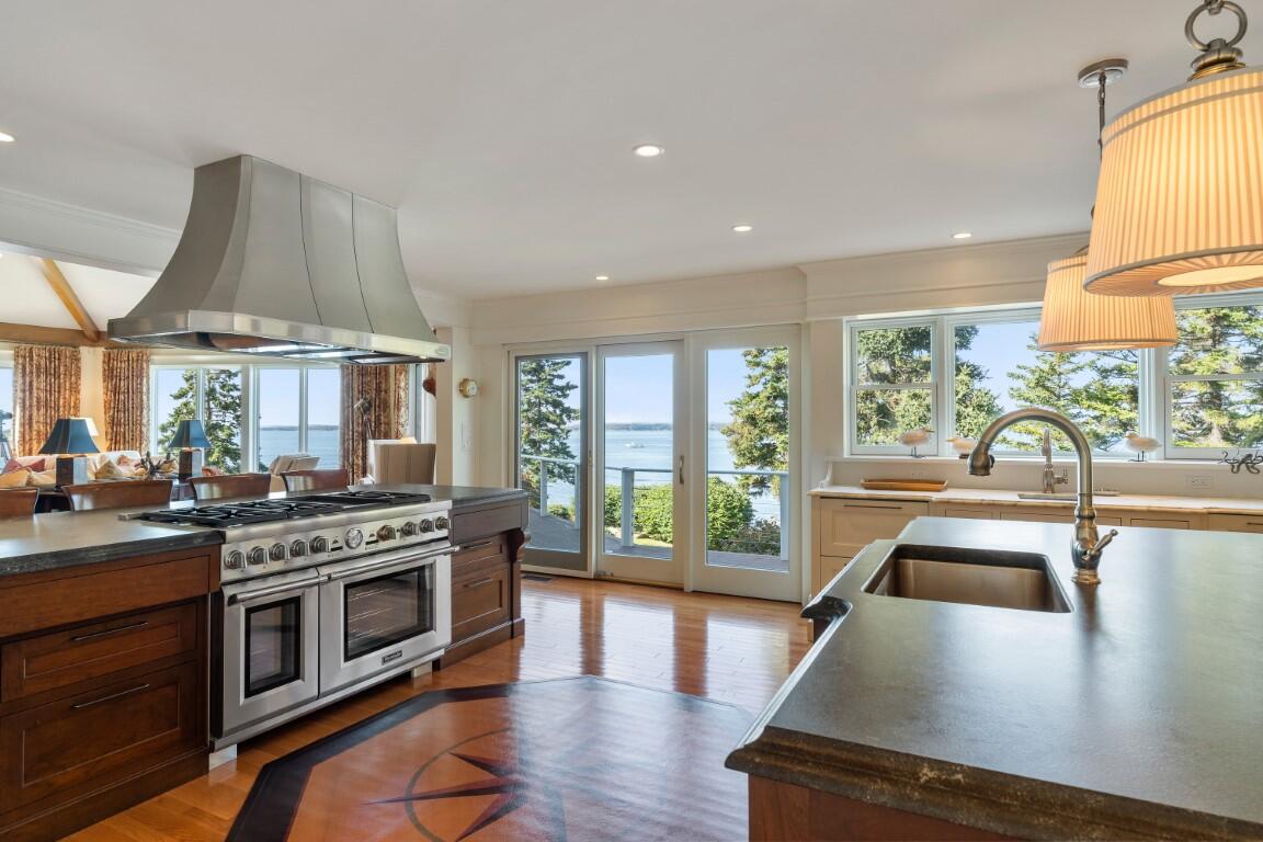 31 Moores Point Road Southport, ME 04576 - Photo 10 of 46 10
