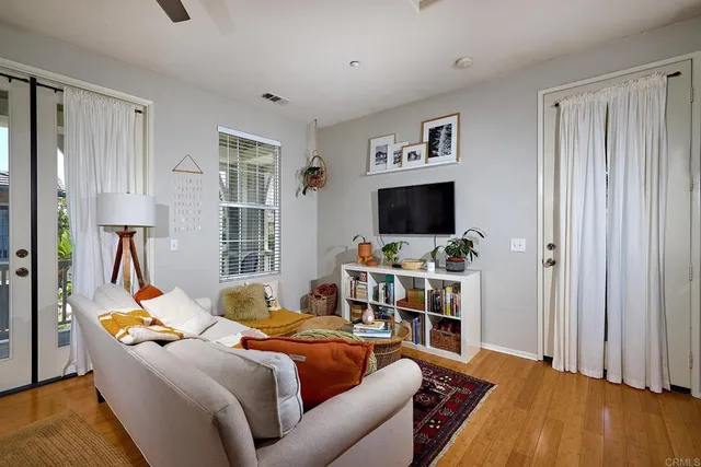 $1,769,000 | 406 Pipes Lane, Encinitas, CA 92024