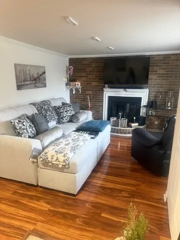 $1,700 | 22172 West Pineview Drive, Antioch, IL 60002