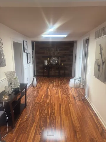 $1,700 | 22172 West Pineview Drive, Antioch, IL 60002