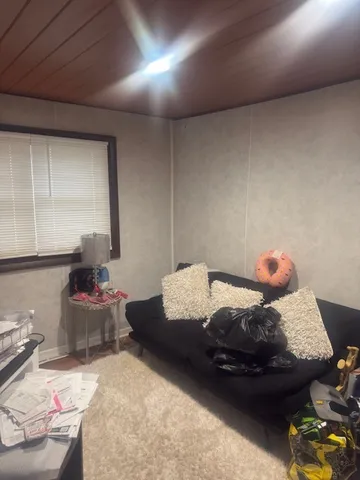 $1,700 | 22172 West Pineview Drive, Antioch, IL 60002