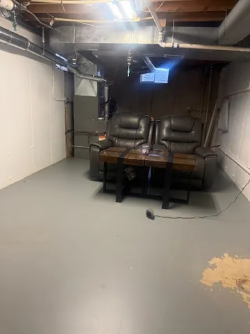 $1,700 | 22172 West Pineview Drive, Antioch, IL 60002