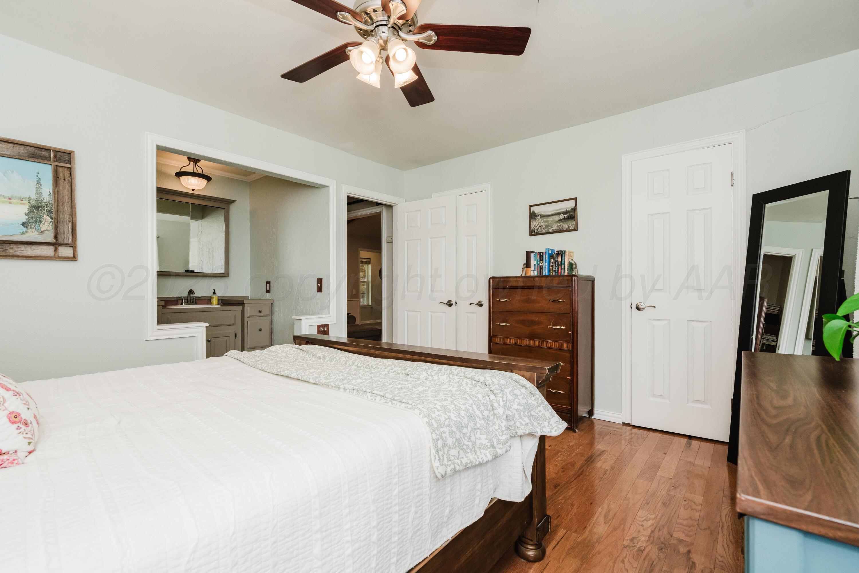 7302 Holyoke Trail Amarillo, TX 79121 - Photo 26 of 40 Master bed