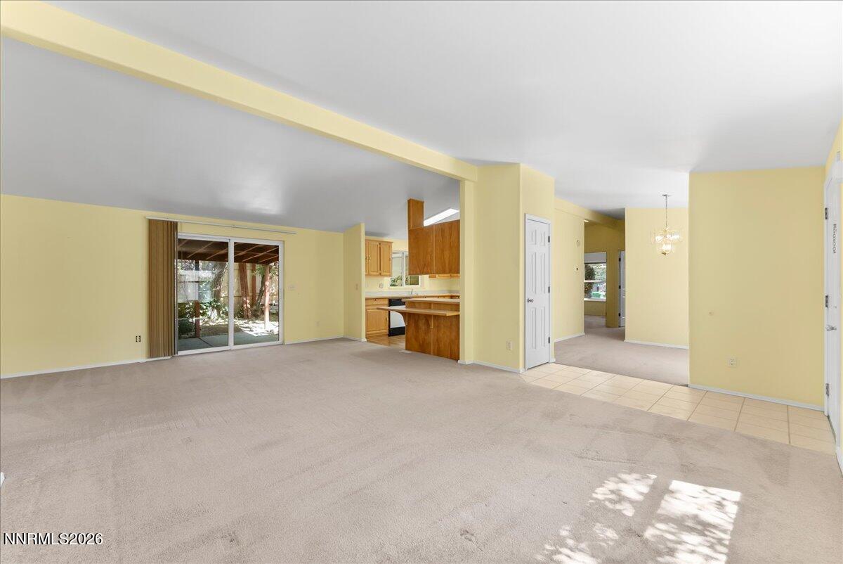 7621 Diamond Pointe Way Reno, NV 89506 - Photo 5 of 32 05-7621 Diamond Pointe Way Reno NV 89506