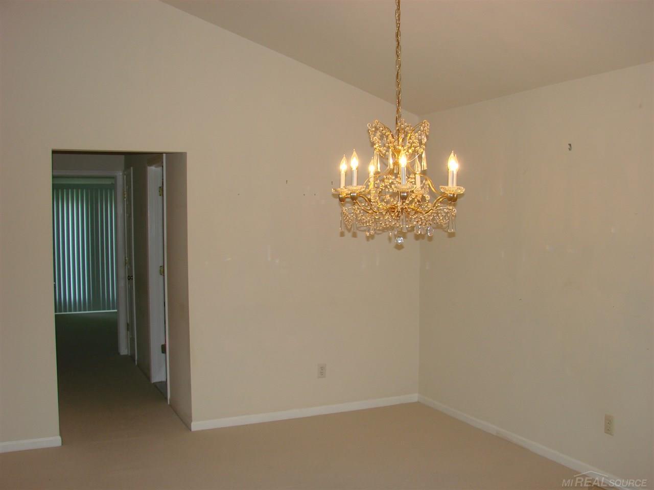 5898 Dawn Ridge Drive Troy, MI 48098 - Photo 21 of 52
