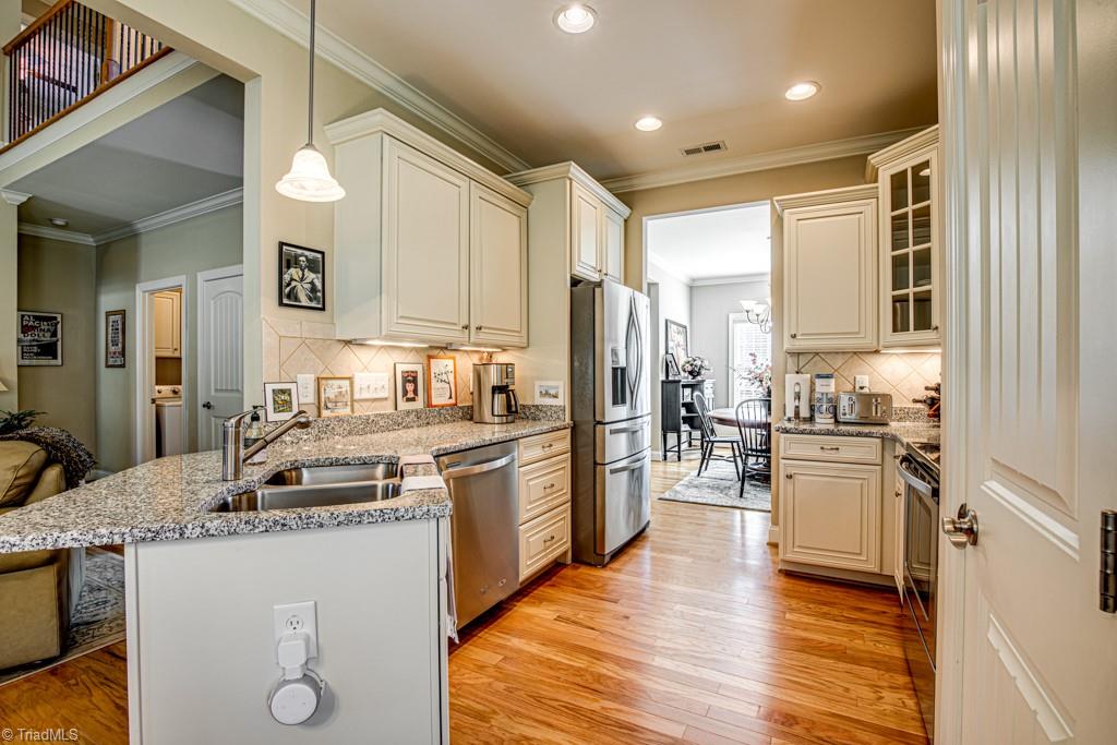 2271 Renaissance Lane High Point, NC 27262 - Photo 15 of 50 Gallery Image 15