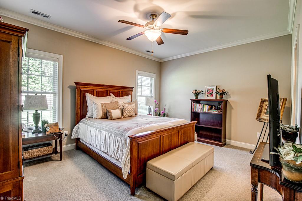 2271 Renaissance Lane High Point, NC 27262 - Photo 37 of 50 Gallery Image 37