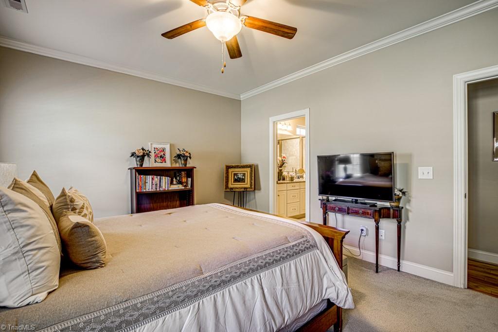 2271 Renaissance Lane High Point, NC 27262 - Photo 38 of 50 Gallery Image 38