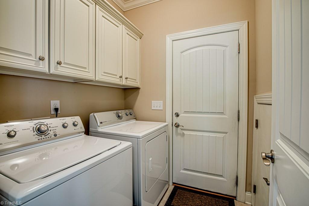 2271 Renaissance Lane High Point, NC 27262 - Photo 39 of 50 Gallery Image 39