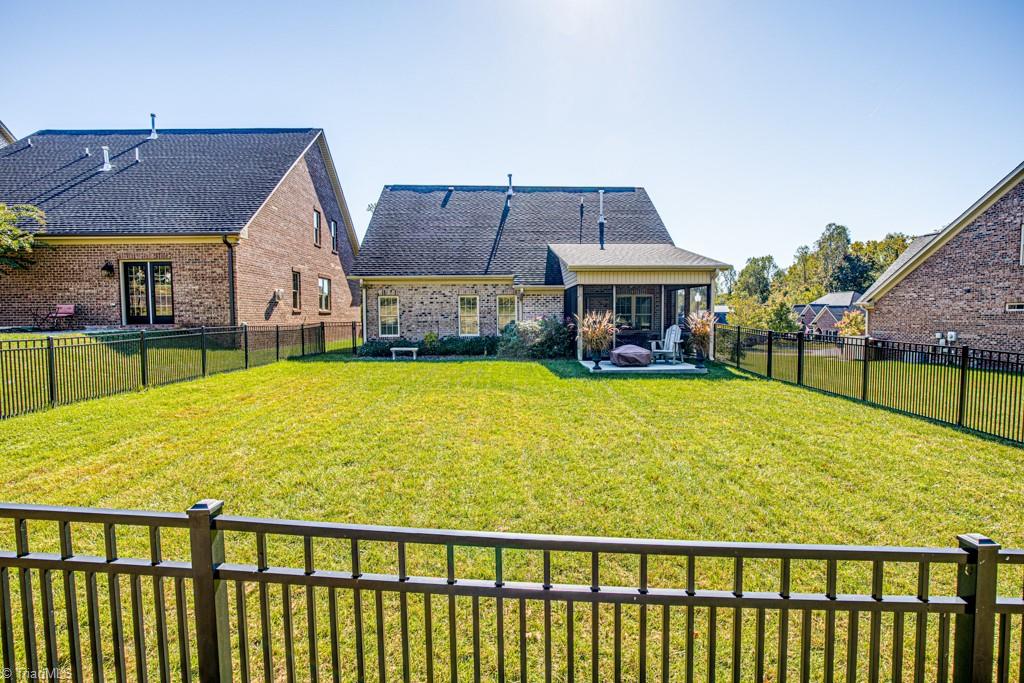 2271 Renaissance Lane High Point, NC 27262 - Photo 42 of 50 Gallery Image 42