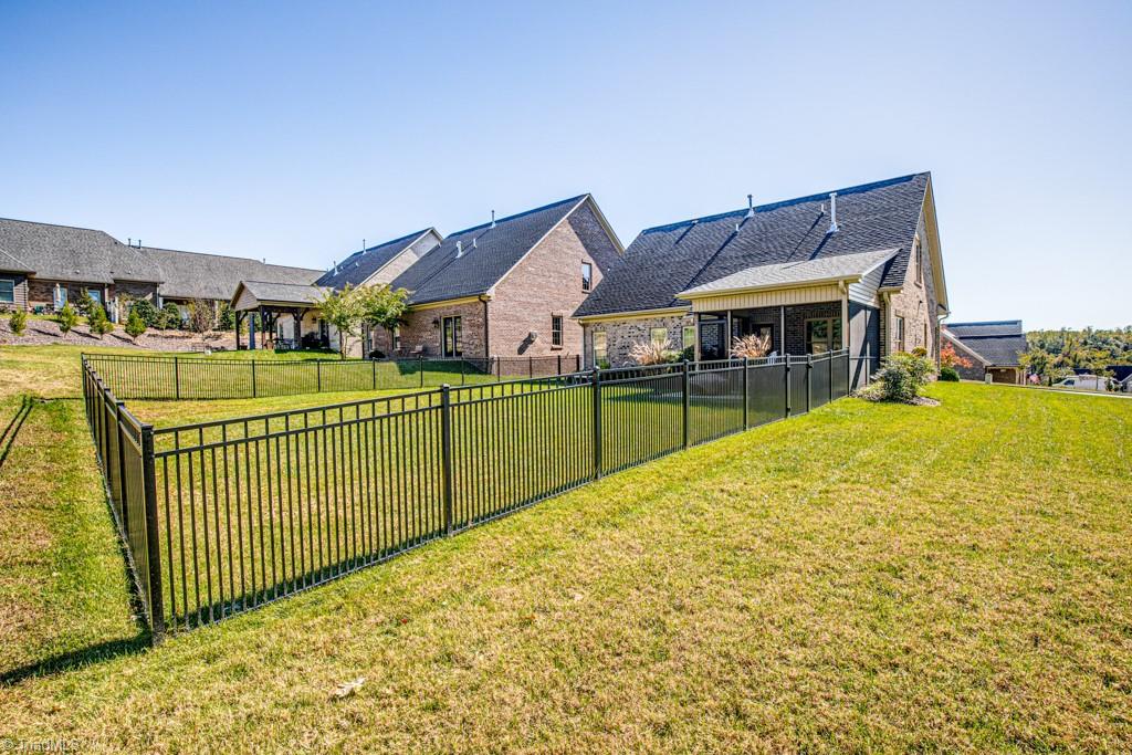 2271 Renaissance Lane High Point, NC 27262 - Photo 44 of 50 Gallery Image 44