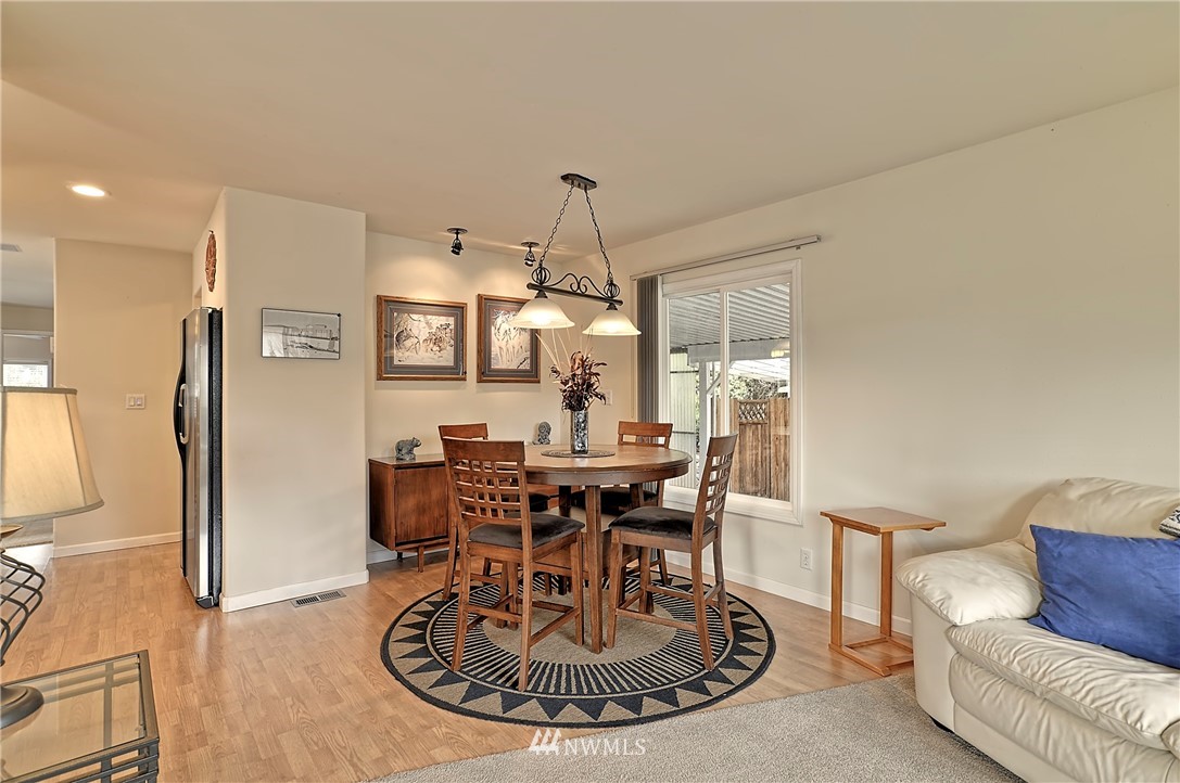 19235 128th Place Northeast Bothell, WA 98011 - Photo 12 of 25 Gallery Image 12