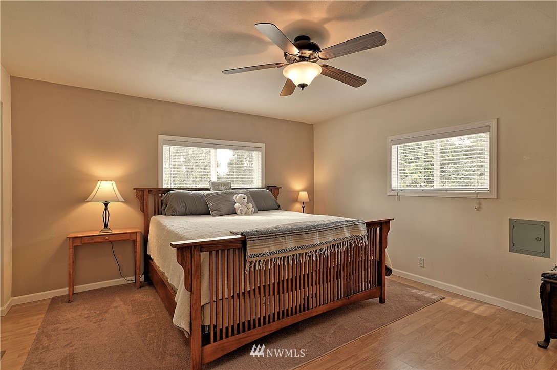 19235 128th Place Northeast Bothell, WA 98011 - Photo 16 of 25 Gallery Image 16