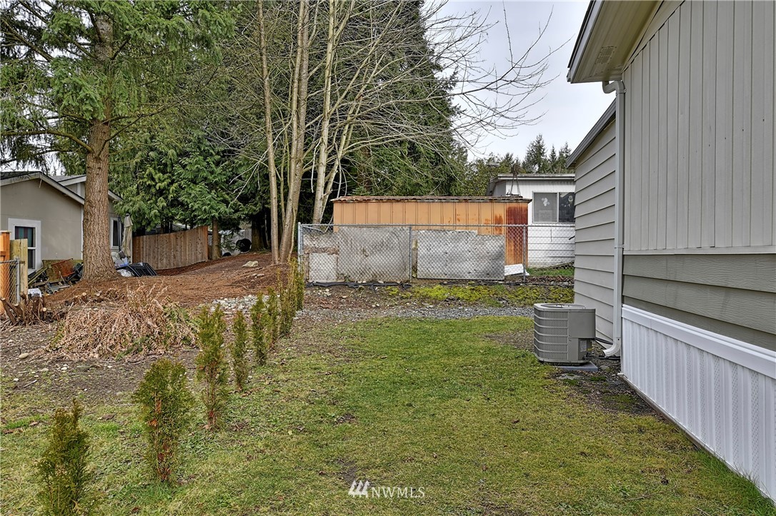 19235 128th Place Northeast Bothell, WA 98011 - Photo 23 of 25 Gallery Image 23