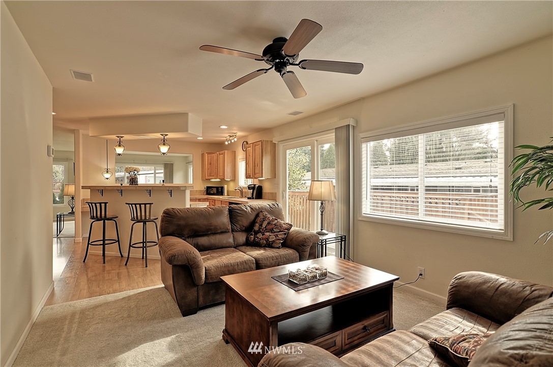19235 128th Place Northeast Bothell, WA 98011 - Photo 9 of 25 Gallery Image 9