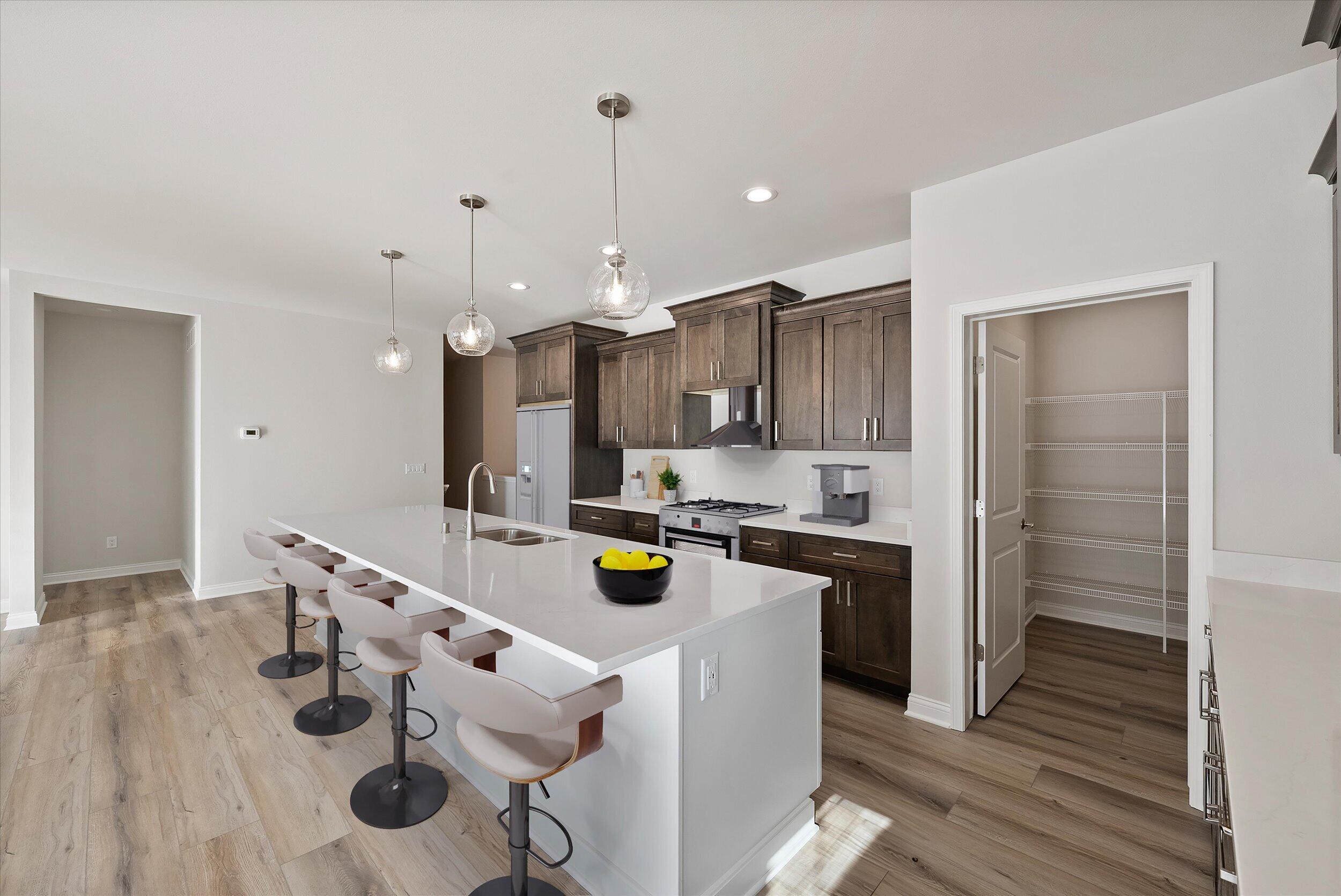 394 Sandy Circle Pewaukee, WI 53072 - Photo 13 of 36 Kitchen-Virtually Staged