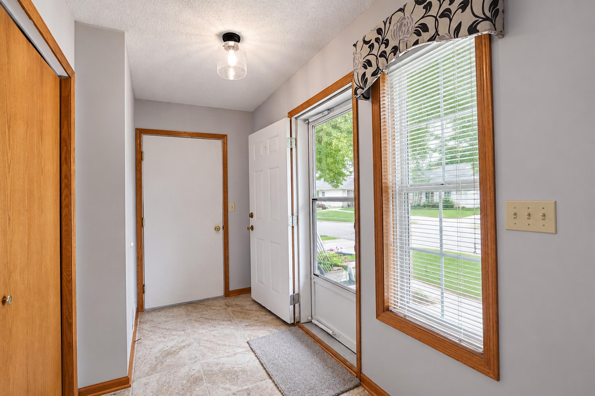 2102 Oak Tree Lane, Unit A Austin, MN 55912 - Photo 3 of 43