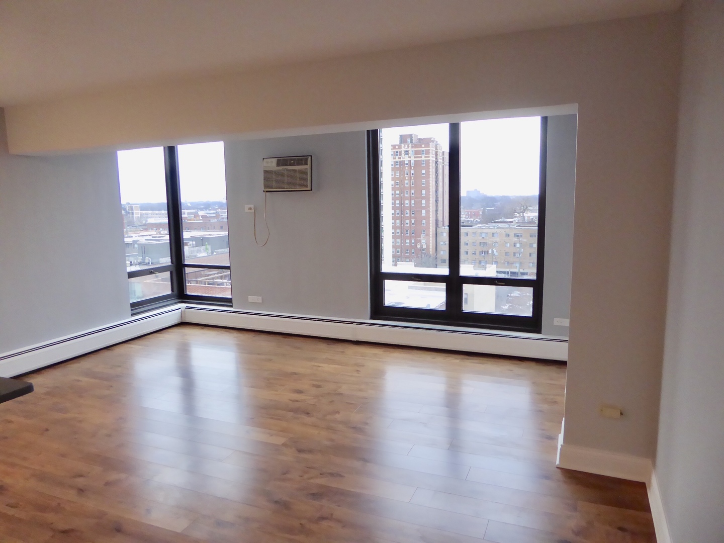6166 North Sheridan Road, Unit 8L Chicago, IL 60660 - Photo 11 of 20
