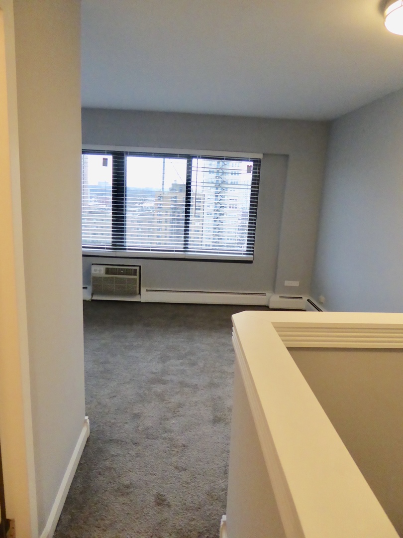 6166 North Sheridan Road, Unit 8L Chicago, IL 60660 - Photo 15 of 20