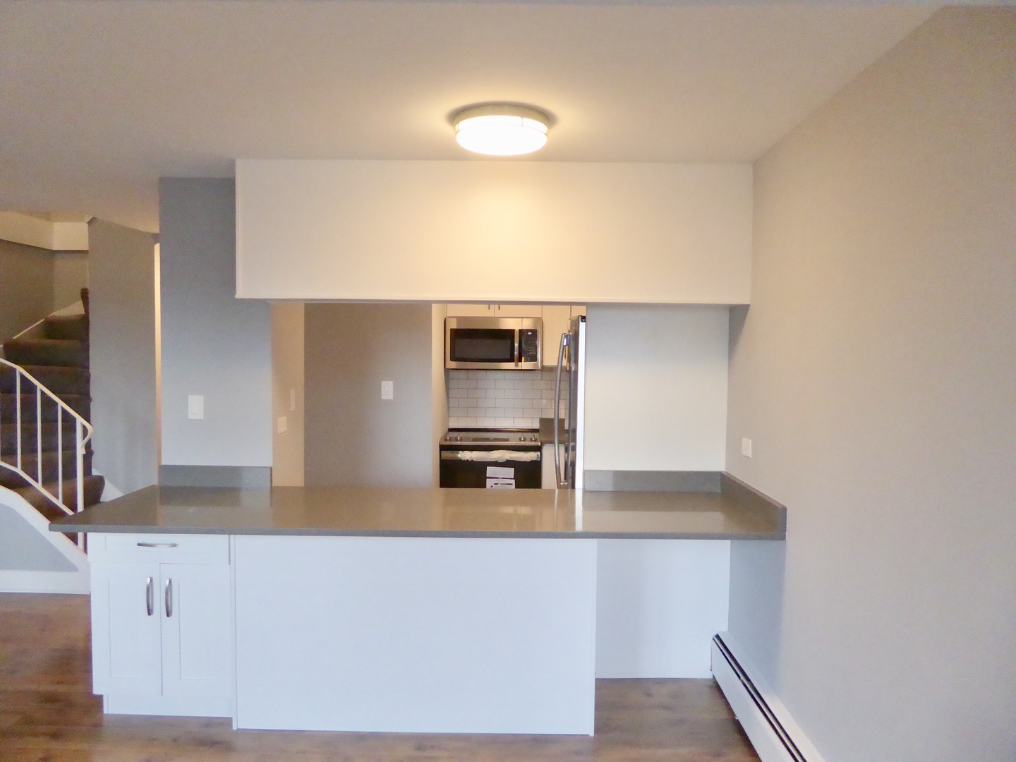 6166 North Sheridan Road, Unit 8L Chicago, IL 60660 - Photo 3 of 20