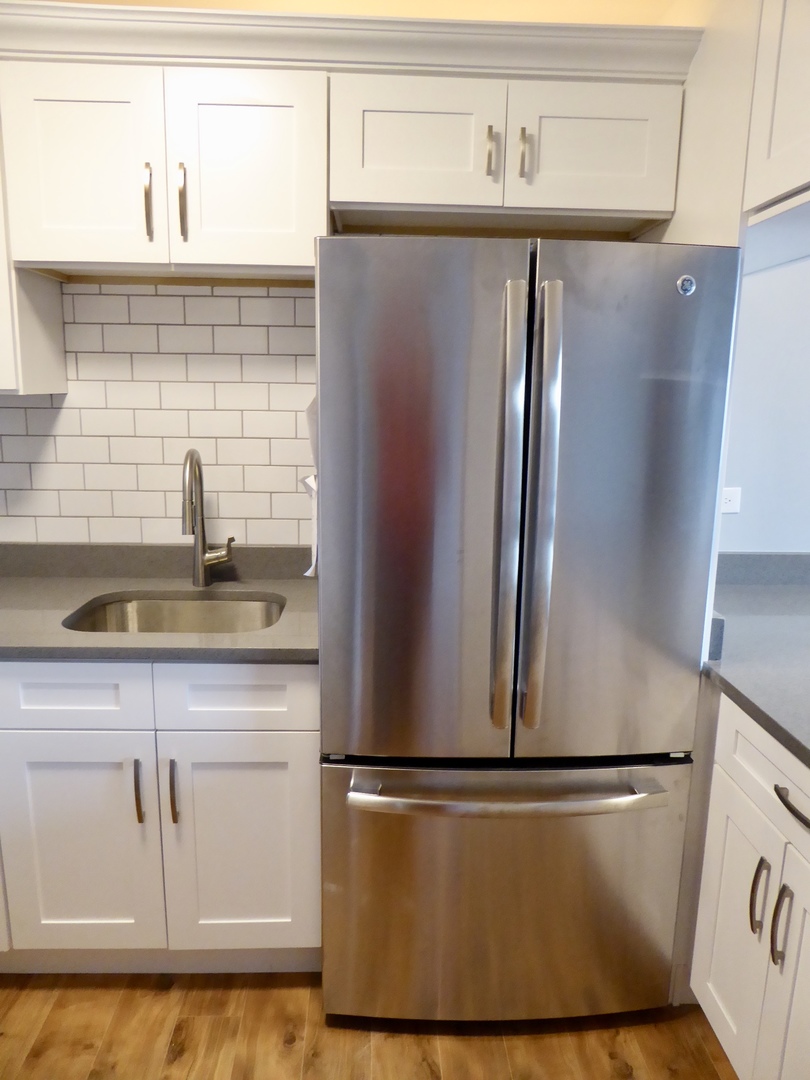 6166 North Sheridan Road, Unit 8L Chicago, IL 60660 - Photo 6 of 20