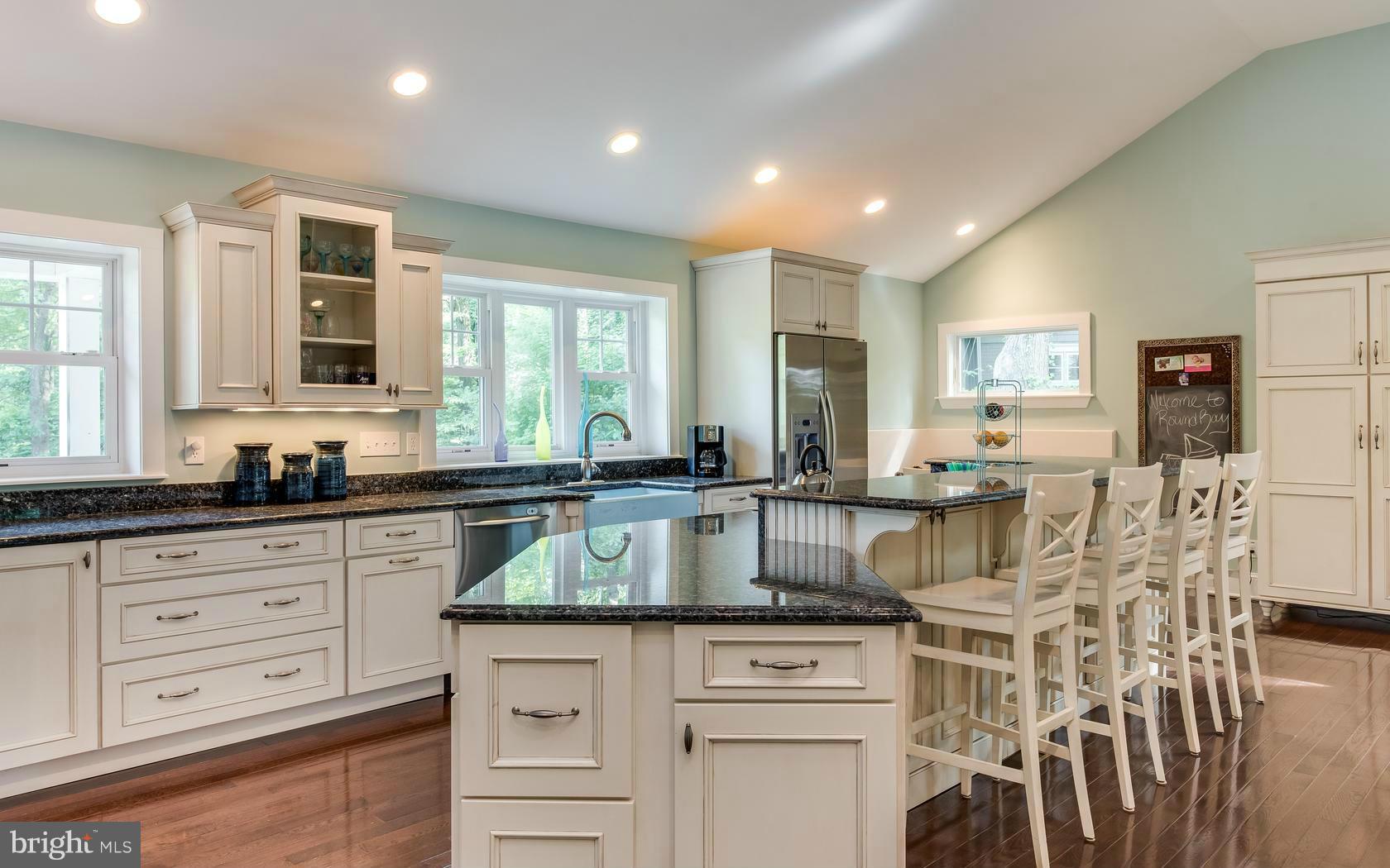 8 Revell Road Severna Park, MD 21146 - Photo 5 of 30 Kitchen with large island