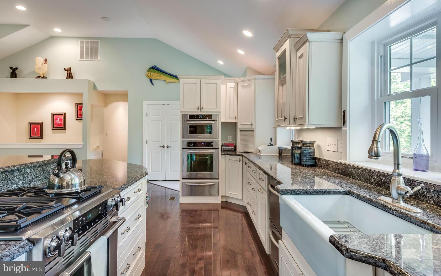 8 Revell Road Severna Park, MD 21146 - Photo 6 of 30 Kitchen w/ Propane Stove and Farm Sink