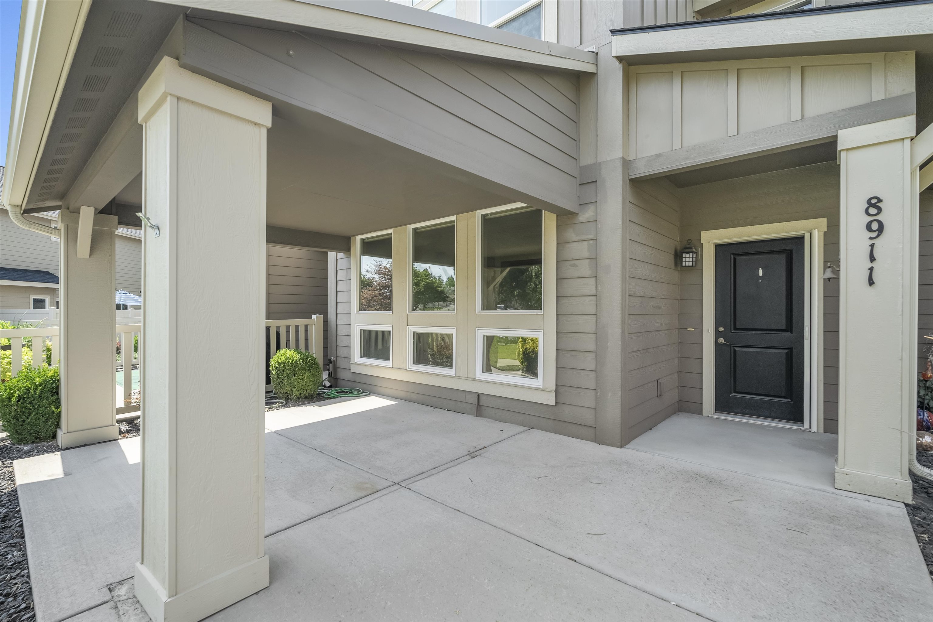 8911 North Barnes Road Spokane, WA 99208 - Photo 3 of 31 Gallery Image 3