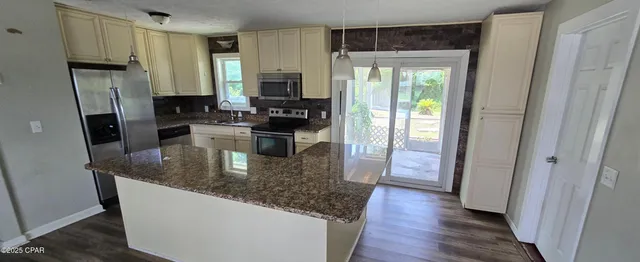 $144,900 | 2004 Greenbriar Boulevard, Lynn Haven, FL 32444