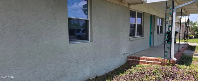 $144,900 | 2004 Greenbriar Boulevard, Lynn Haven, FL 32444