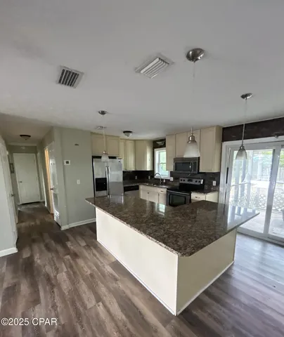 $144,900 | 2004 Greenbriar Boulevard, Lynn Haven, FL 32444